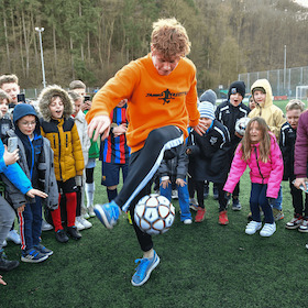 Bild: Eine Halbzeit mit JANNIK FREESTYLE