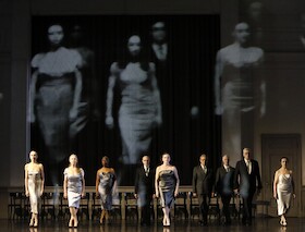Bild: Kontakthof - Echoes of '78 - von Pina Bausch / Meryl Tankard