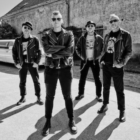 Bild: Pia United - PENG!STOFF - Die Punk Rock Musik Lesung