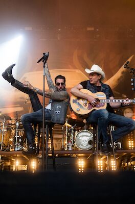 Bild: The BossHoss - Ansbach Open - "Back to the boots"