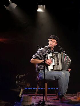 Bild: Maxi Pongratz - rum&num