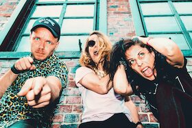 Bild: SHIRLEY HOLMES - MEIN (ALLER)BESTES SELBST