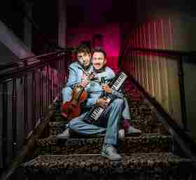 Bild: Ass-Dur • Theater am Aegi - Bruderliebe