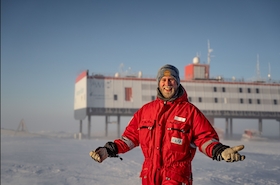 Bild: 70 Wochen Antarktis - Überwinterung im ewigen Eis - Vortrag von Michael Trautmann – Antarktis-Überwinterer und Fotograf des SPIEGEL-Bestsellers Polarschimmer