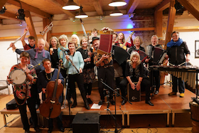 Bild: Die LoLa Band - Wilde Weltmusik