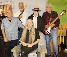 Bild: Chasing Wheels - Die Frühlings- Oldie- Show