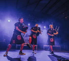 Bild: Red Hot Chilli Pipers - Back 2 Roots Tour 2026