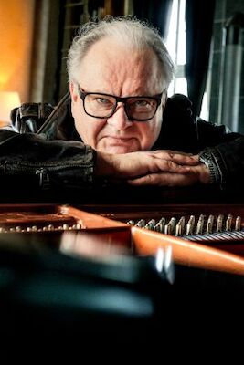 Bild: HEINZ RUDOLF KUNZE liest - Gebrauchsgegenstand - Live