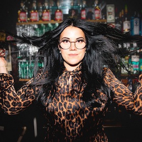 Bild: SCHLONGONGES - VENUSHÜGEL