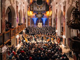 Bild: Wolfrum: Ein Weihnachtsmysterium