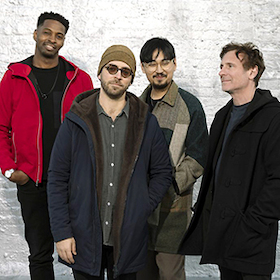 Bild: Aaron Parks Little Big