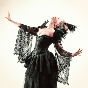 Bild: Dinnertheater in der Orangerie im Schlosspark - Grimms WAHRE Märchen - Märchendinner für Erwachsene