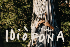 Bild: Joan Català - "Idiòfona" - BILDSTÖRUNG Straßentheaterfestival Detmold