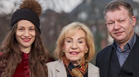 Bild: Sternsinger und Sauerkraut – Geschichten und Lieder zur Adventszeit - Mit Dagmar Berghoff, Felicitas Breest und Siegfried Gerlich