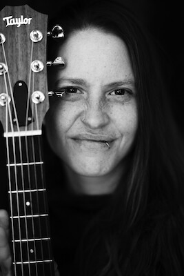 Bild: Cynthia Nickschas and Friends - Ungeschminkt