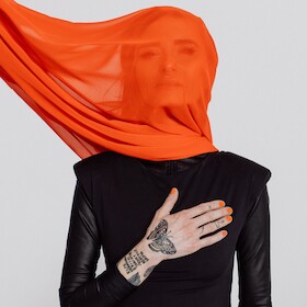 Bild: Sarah Lesch - Poesie & Widerstand 2027