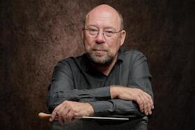 Bild: Mozart meets Shakespeare / Ein Abend voller Klangpoesie, Abwechslung und zeitloser Schönheit - Sinfoniekonzert: Nordwestdeutsches Sinfonieorchester, Dirigent Marcus Prieser