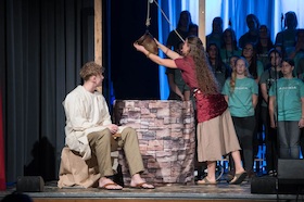 Bild: Das Adonia - Teensmusical 2026 - Treffpunkt: Brunnen – Jesus und die Frau aus Samarien