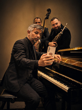 Bild: Orkestar BALKAN!X