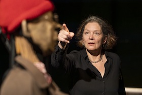 Bild: ZweitZeuge - Opa war ein Nazi - Ein Theaterstück von und mit Ilka Vierkant (ab 13 Jahre)