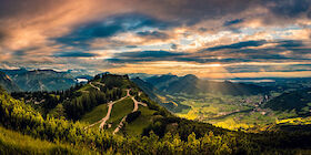 Bild: Geführte Brotzeit-Wanderung zum Panorama-Logenplatz - Geführte Brotzeit-Wanderung zum Panorama-Logenplatz