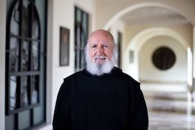 Bild: Pater Anselm Grün - Warum Sehnsucht die Antwort ist