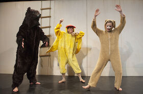 Bild: Jetse Batelaan/Theater Artemis, hetpaleis & BOG. - KID. 8+ / 18+