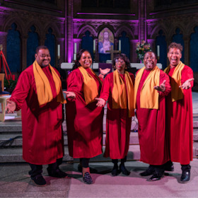 Bild: Donna Brown & the Golden Gospel Pearls - Harlem Gospel Night