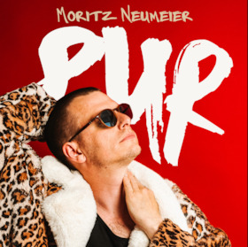 Bild: Moritz Neumeier • im Theater am Aegi