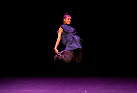 Bild: Hero (14+) - explore dance – Tanz für junges Publikum