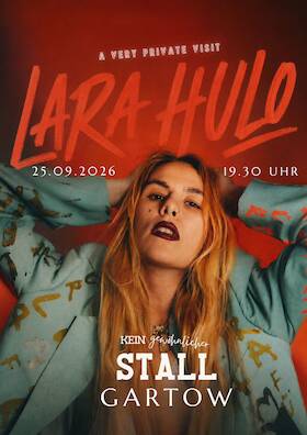 Bild: LARA HULO - A VERY PRIVATE SESSION