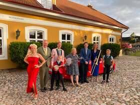 Bild: Gunhild & Carling Family (S) - Kig Konzerte 2027