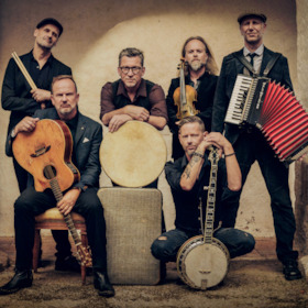 Bild: Fiddler’s Green - 20 Years Of Drive Me Mad Tour 2027